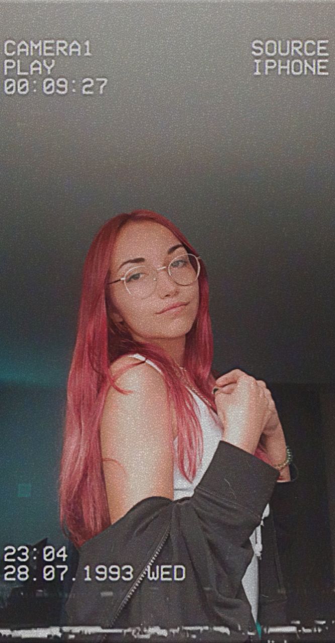 Mia (1)
