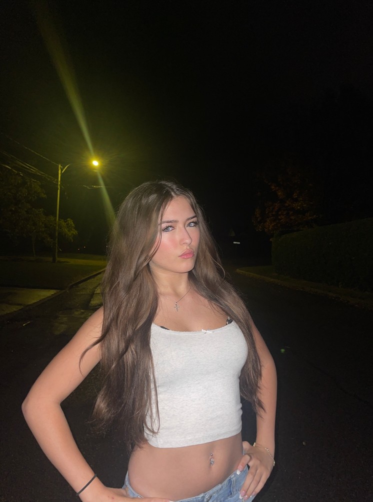 Laurie (2)